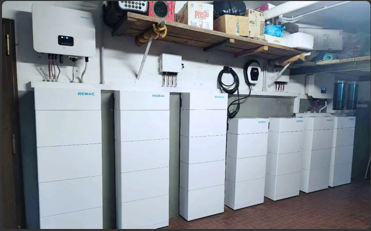 Residential Solar Energy And EV Charger Integration Solution